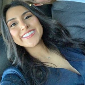 Meet your Posher, Stephanie